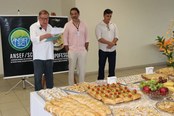 Confira os registros do nosso tradicional café em março