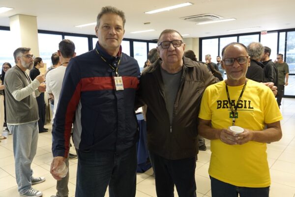 Confira os registros do Café da Manhã de junho